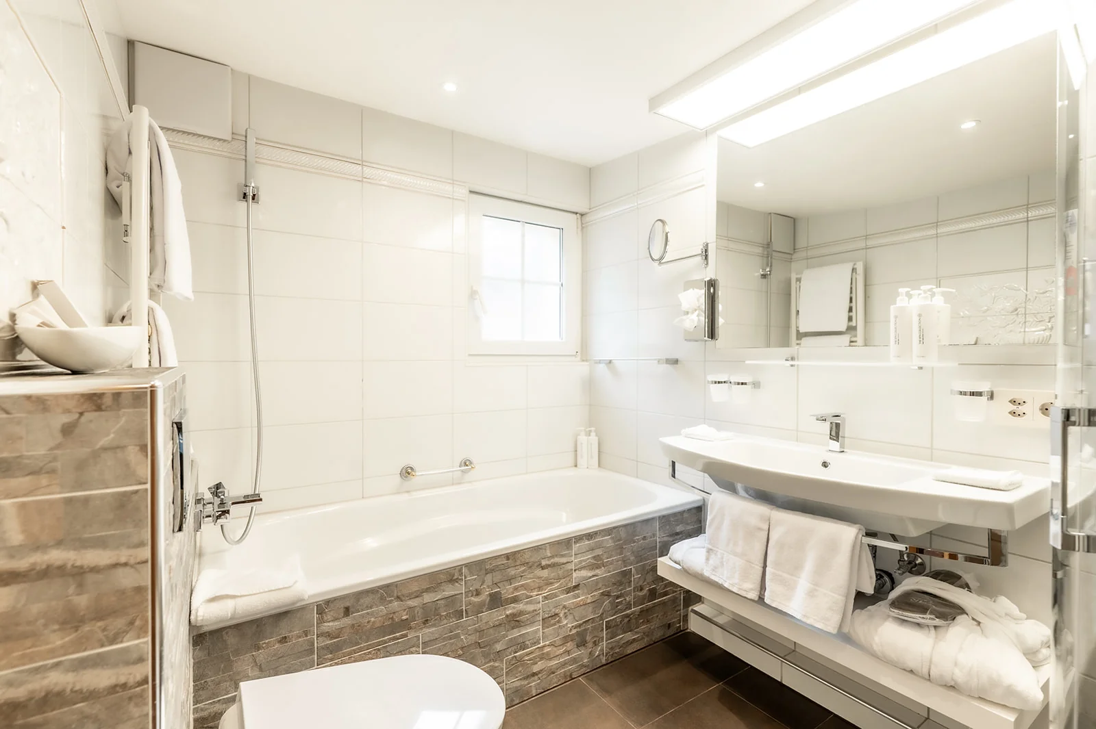 Albana Junior Suite at Hotel Albana Real